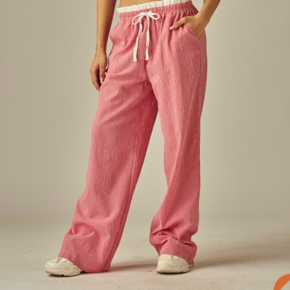 Relaxed Fit Red and White Gingham Pants - Picture 2 of 2